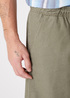 Meskie Szorty Materialowe Wrangler Bermuda Dusty Olive - W11DD965M