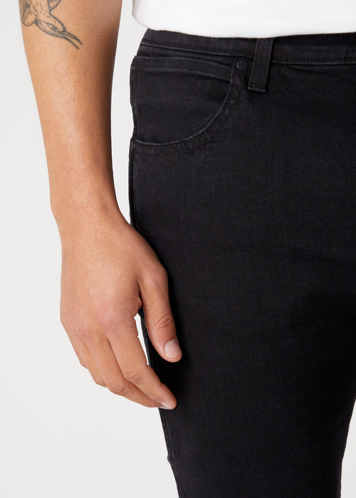 Mskie Spodnie Dinsowe Wrangler Larston Atmosphere - W18S29326