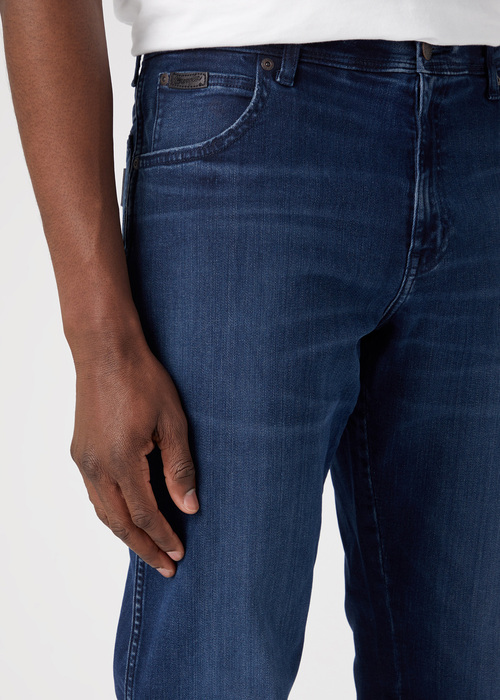 Meskie Spodnie Dzinsowe Wrangler Texas Arm Strong - W121MN397