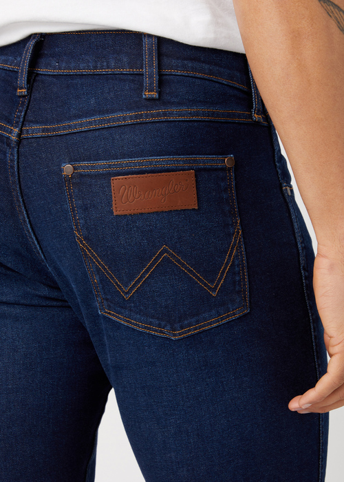 Meskie Spodnie Dzinsowe Wrangler Larston Landed - W18S84411