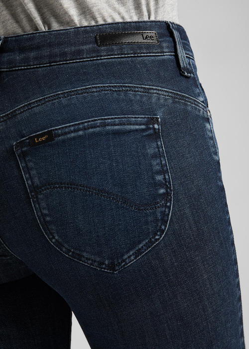 Damskie Spodnie Dzinsowe Lee Scarlett Clean Aurora - L506BWRF