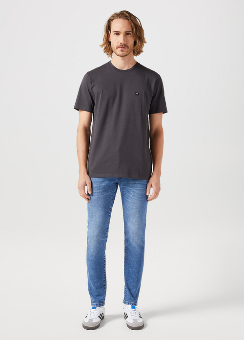Wrangler Sign Off Tee Faded Black - BOOTCUT