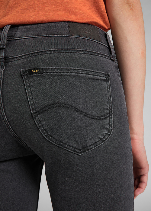 Damskie Spodnie Dzinsowe Lee Scarlett Washed Ava - L526SYSZ