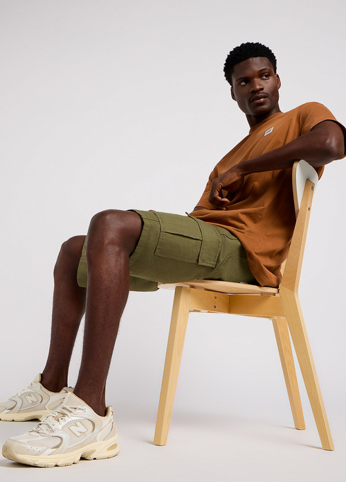 Meskie Szorty Materialowe Lee Cargo Short Olive Green - 112349193