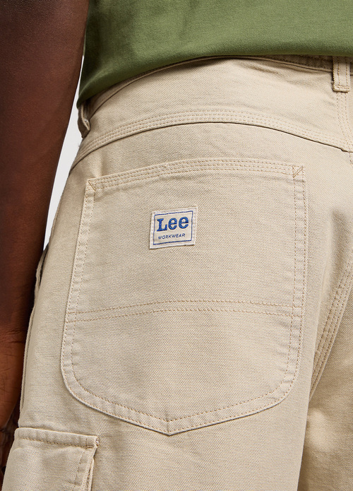 Meskie Szorty Materialowe Lee Cargo Short Light Stone - 112349316