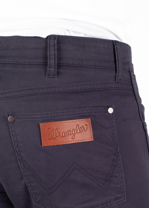 Meskie Spodnie Dzinsowe Wrangler Greensboro Dark Navy - 112353072