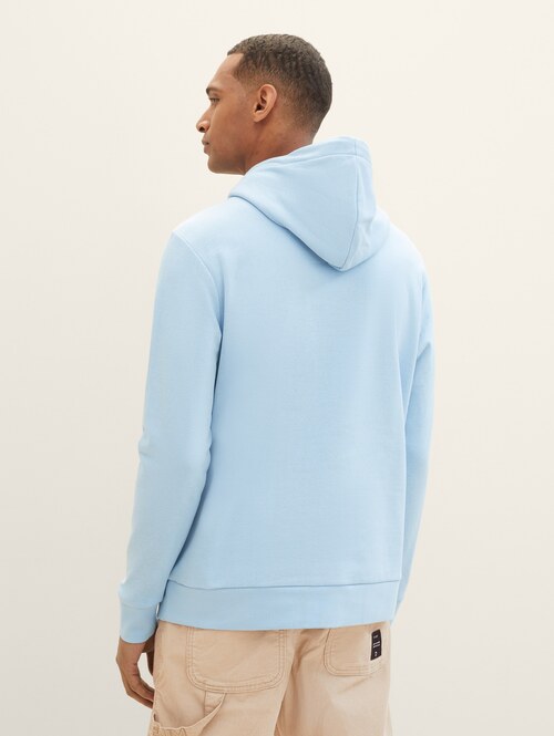 Mska Bluza Tom Tailor Hoodie With A Logo Print Washed Out Middle Blue - 1040834-32245
