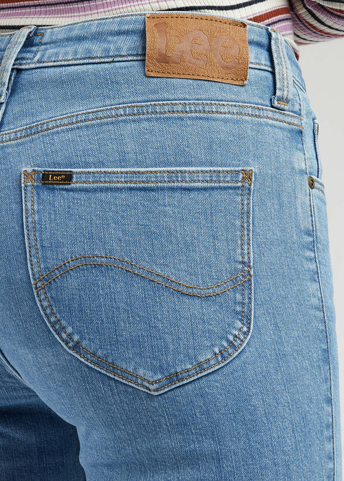 Damskie Spodnie Dzinsowe Lee Scarlett High Just A Breese - L626FAB38