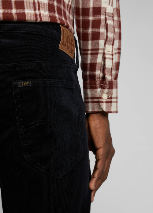 Meskie Spodnie Dzinsowe Lee Daren Zip Fly Black - L707AX01