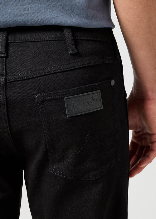 Meskie Spodnie Dzinsowe Wrangler Larston Deep Ink - 112356815