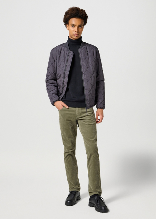 Meskie Spodnie Materialowe Wrangler Greensboro Non Denim Dusty Olive - 112355087