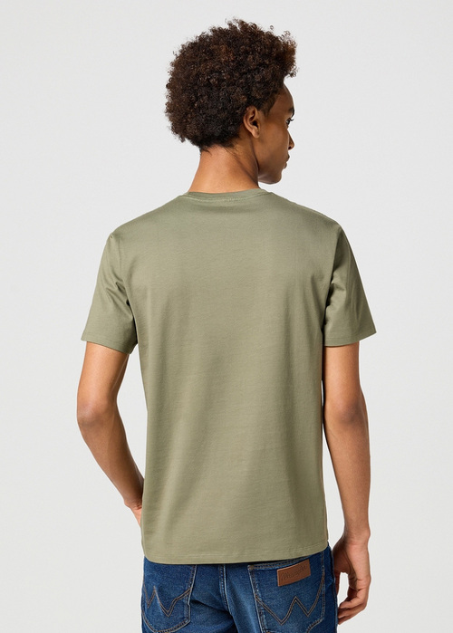Meski T Shirt Wrangler Americana Tee Dusty Olive - 112355035