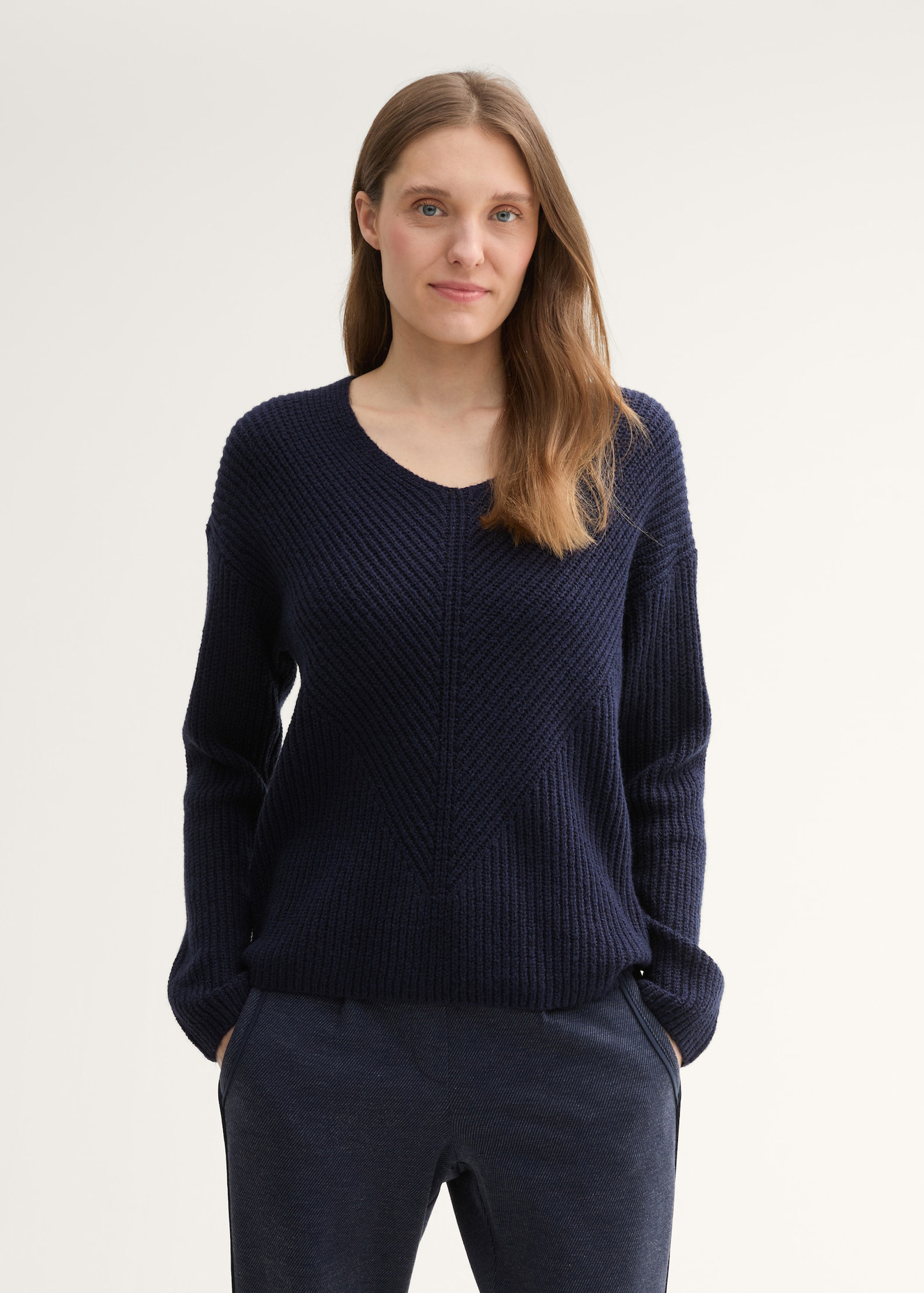 Damski Sweter Tom Tailor Knitted Pullover With A V Neckline Sky Captain Blue - 1042956-10668