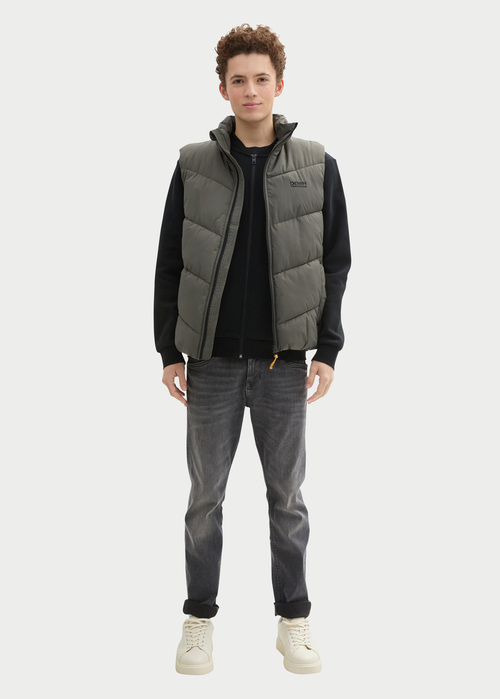 Meski Bezrekawnik Tom Tailor Puffer Vest With A Logo Urban Olive Green - 1042106-23802