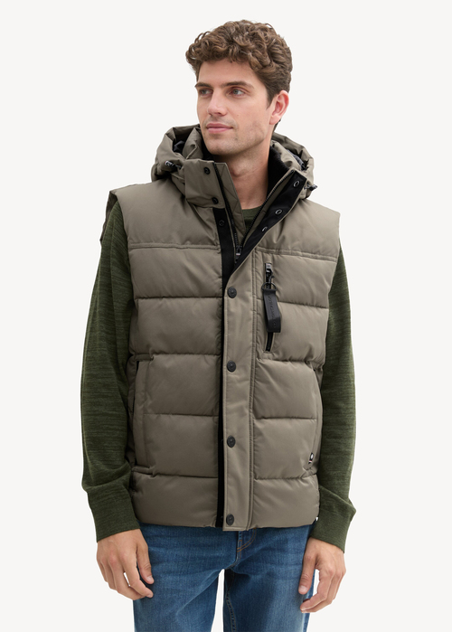 Tom Tailor Puffer Gilet With A Removable Hood - Jungle Soil Green 1041322-11848