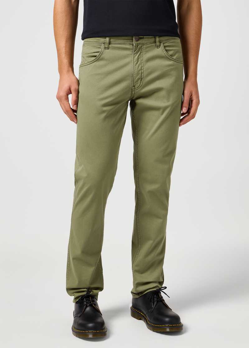 Meskie Spodnie Materialowe Wrangler Greensboro Non Denim Dusty Olive - 112362347