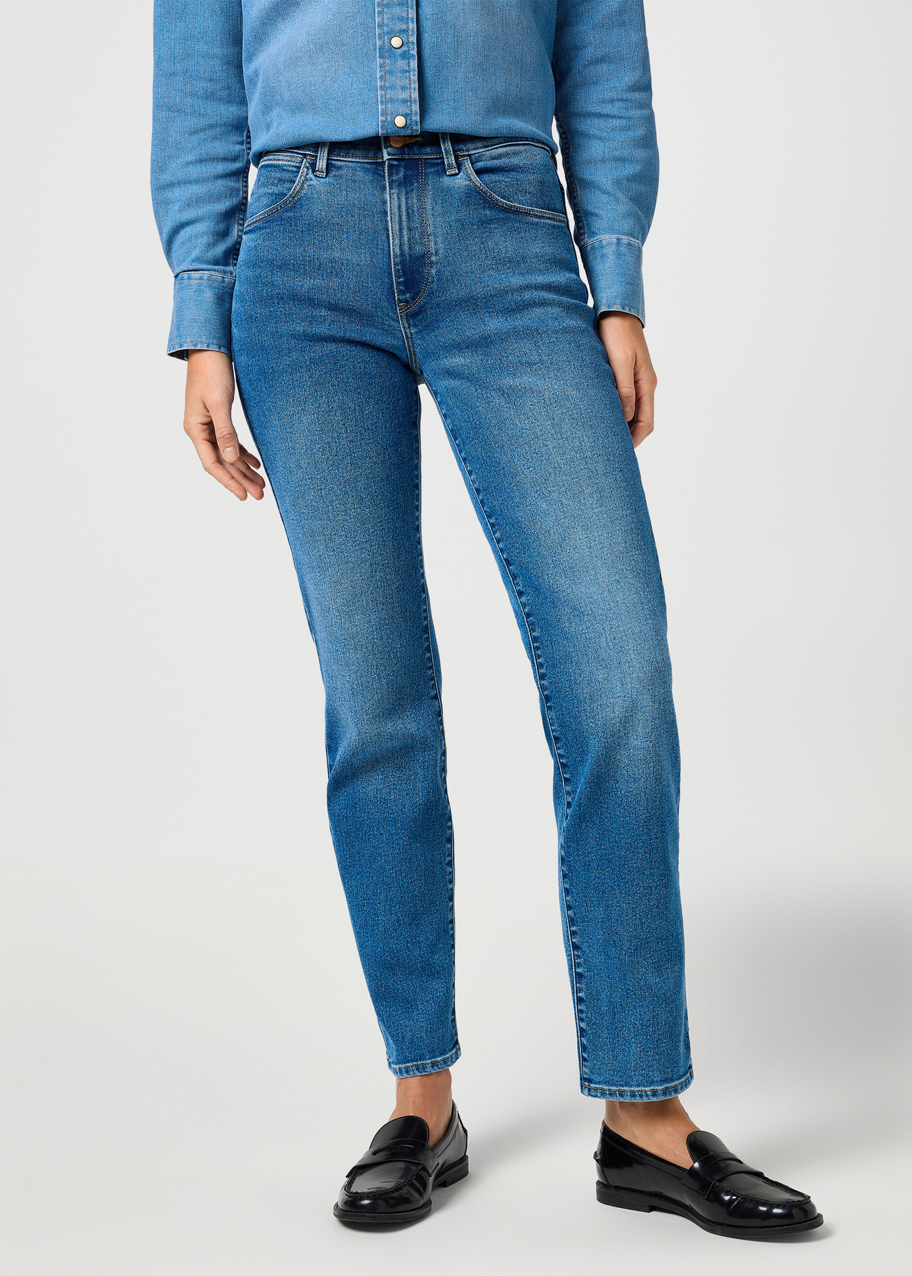 Damskie Spodnie Dzinsowe Wrangler Straight Urban Haze - 112362355