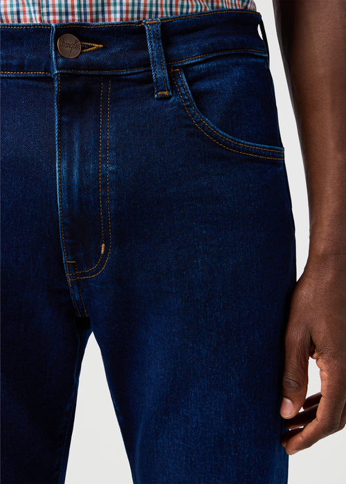 Meskie Spodnie Dzinsowe Wrangler Larston Cosmic Blue - 112362544