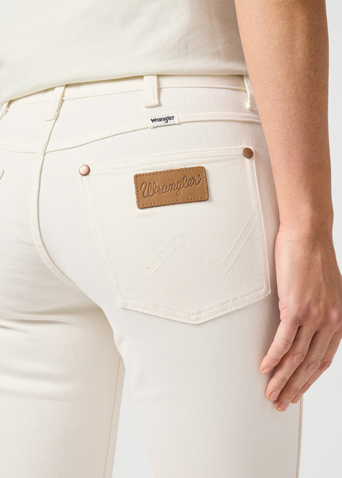 Damskie Spodnie Dinsowe Wrangler Mid Resie Boot Worn White - 112362665