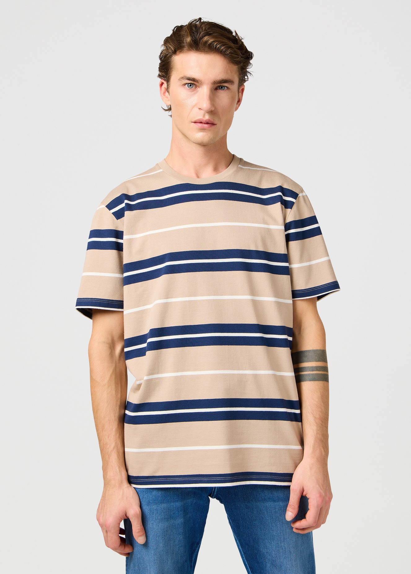 Meski T Shirt Wrangler Stripe Tee Timberwolf - 112362785