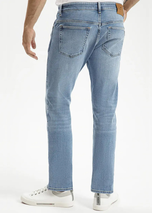 Niebieskie Dzinsy Cross Jeans Greg - C-132-086
