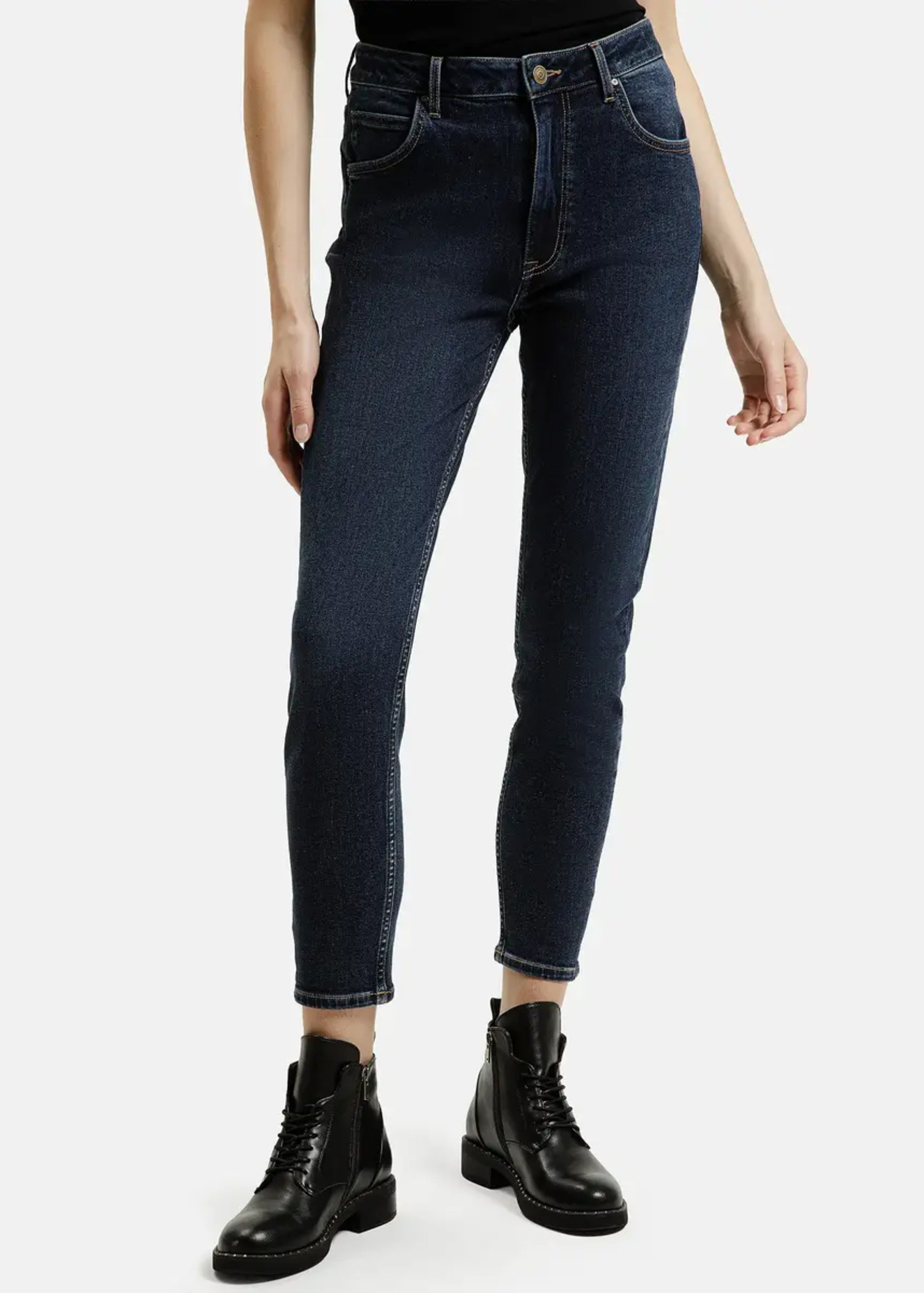 Damskie Spodnie Dzinsowe Cross Jeans Mom Jeans Joyce N Dark Blue - N-432-095
