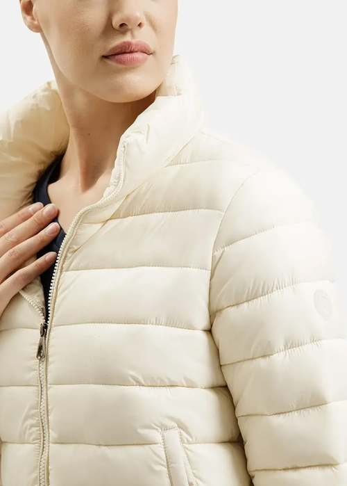 Damska Kurtka Zimowa Biala Pikowana Kurtka Cross Jeans - 81281-028