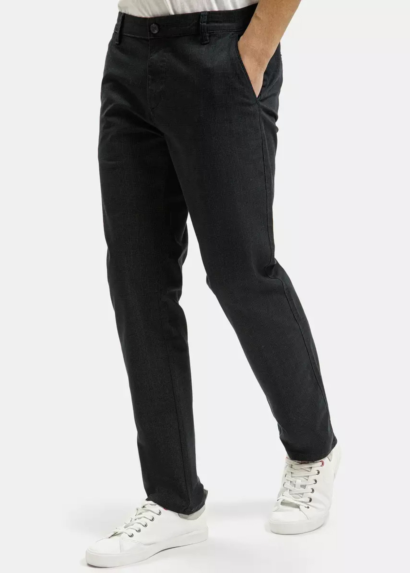 Meskie Spodnie Materialowe Ciemnoszare Chinosy Cross Jeans - F-194-281