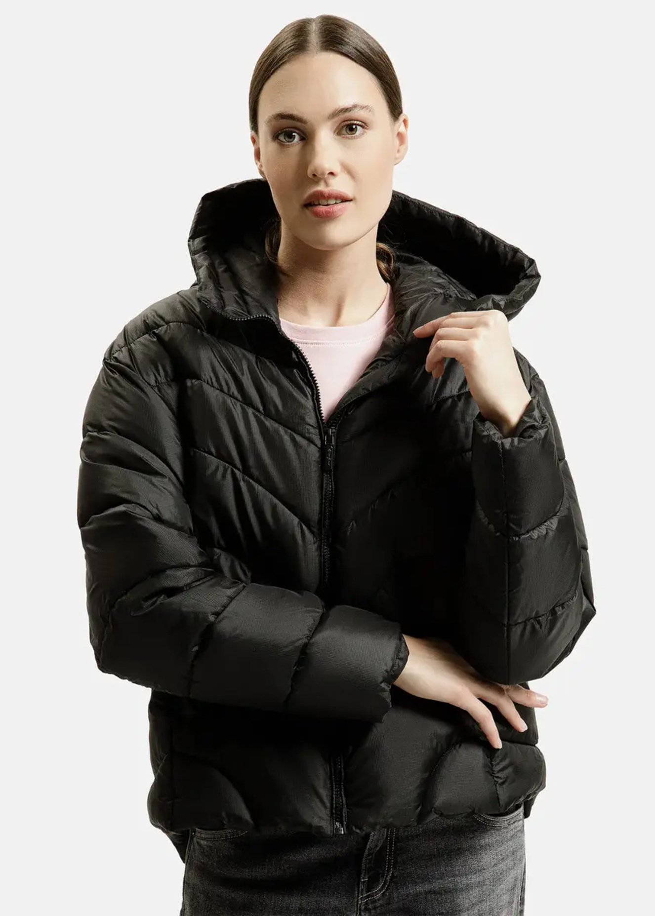 Damska Kurtka Zimowa Czarna Kurtka Z Kapturem Cross Jeans - 81280-020