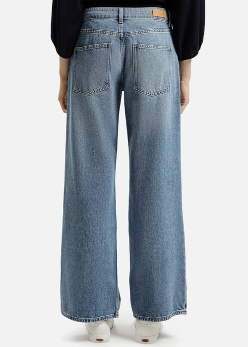 Damskie Spodnie Dinsowe Niebieski Dzinsy Z Szerok Nogawk Cross Jeans - P-540-013