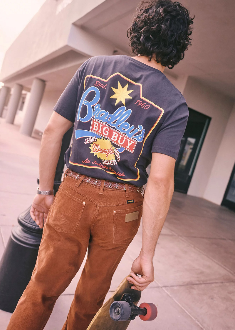 Mskie Spodnie Materiaowe Wrangler X Stranger Things 13mwz Brown - 112378541