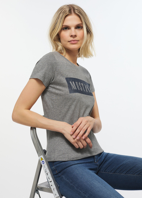 Mustang Alina C Logo Tee - Light grey melange 1013220-4141