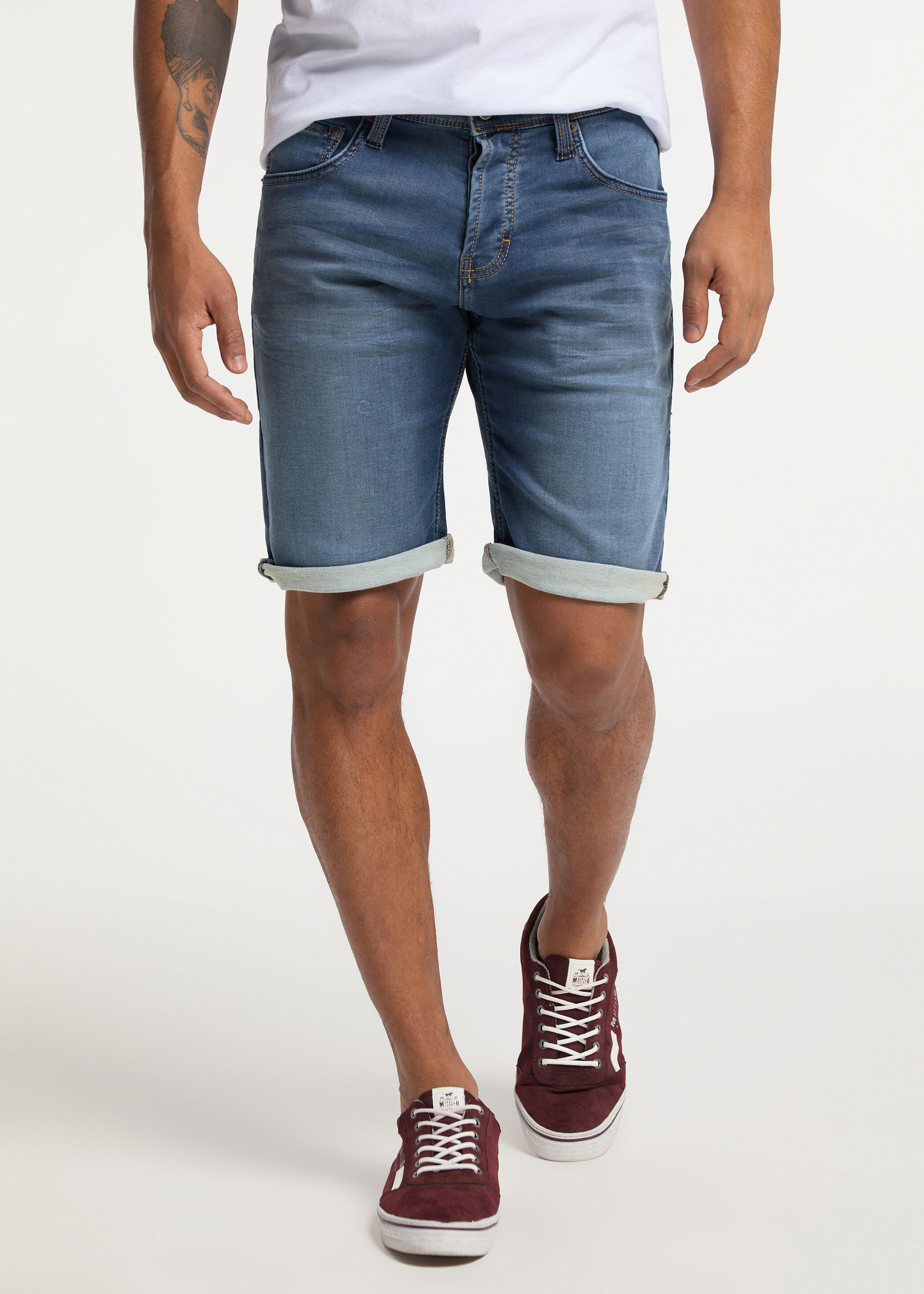 Meskie Szorty Dzinsowe Mustang Chicago Short 943 Denim Blue - 1007754-5000-943