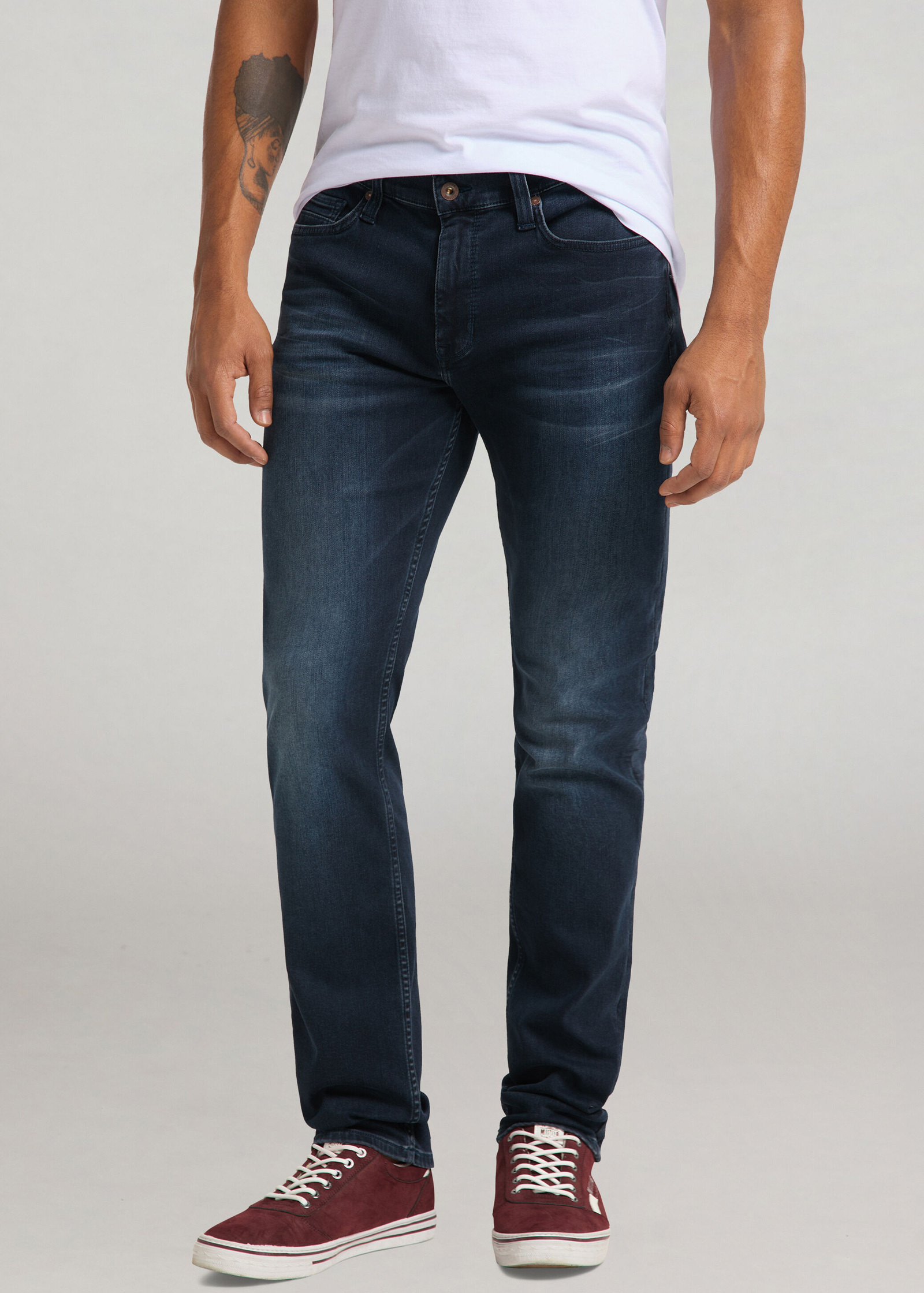 Meskie Spodnie Dzinsowe Mustang Vegas 883 Denim Blue - 1008948-5000-883