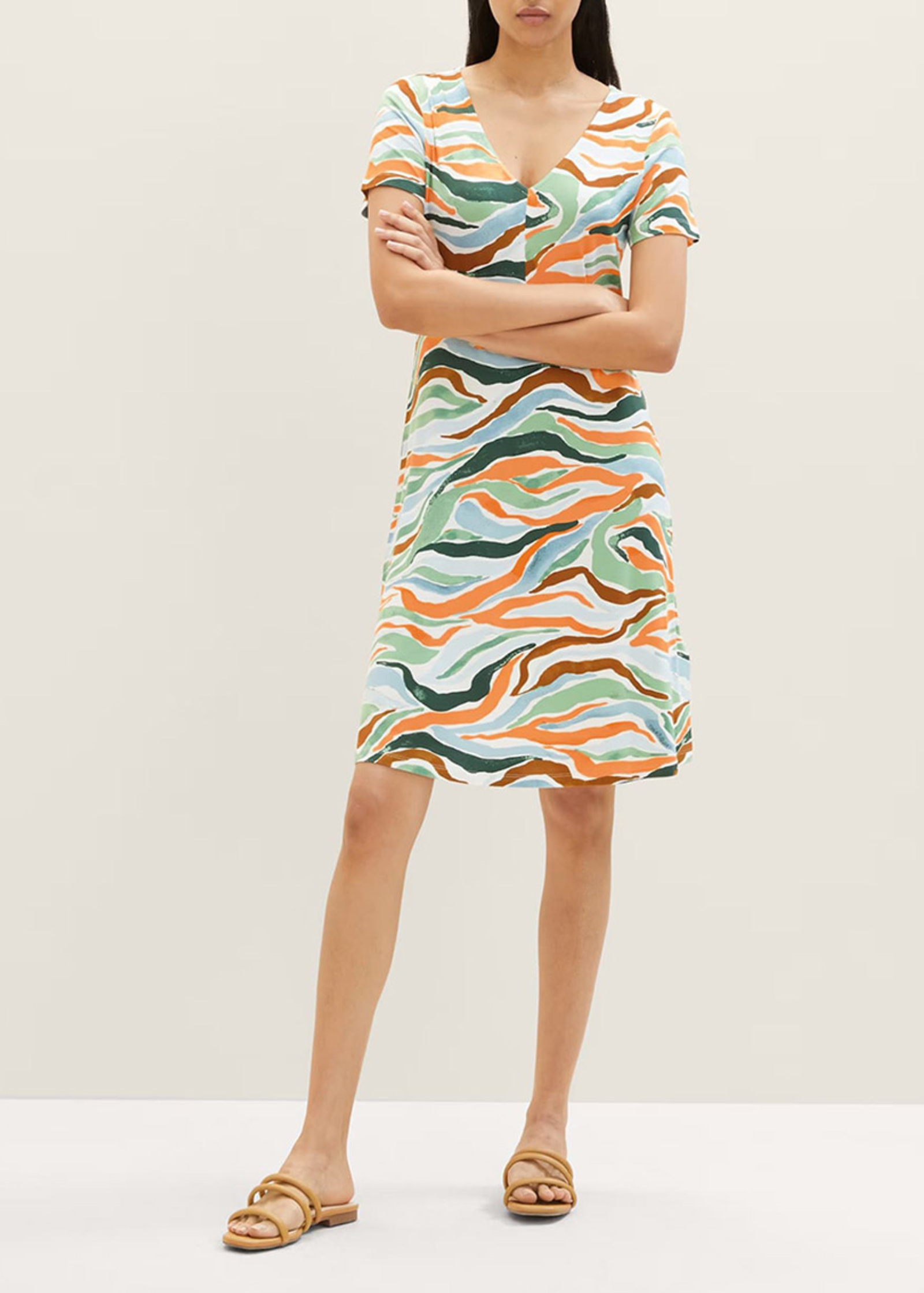 38 Tom Wavy Design Dress Colorful - Size Tailor®